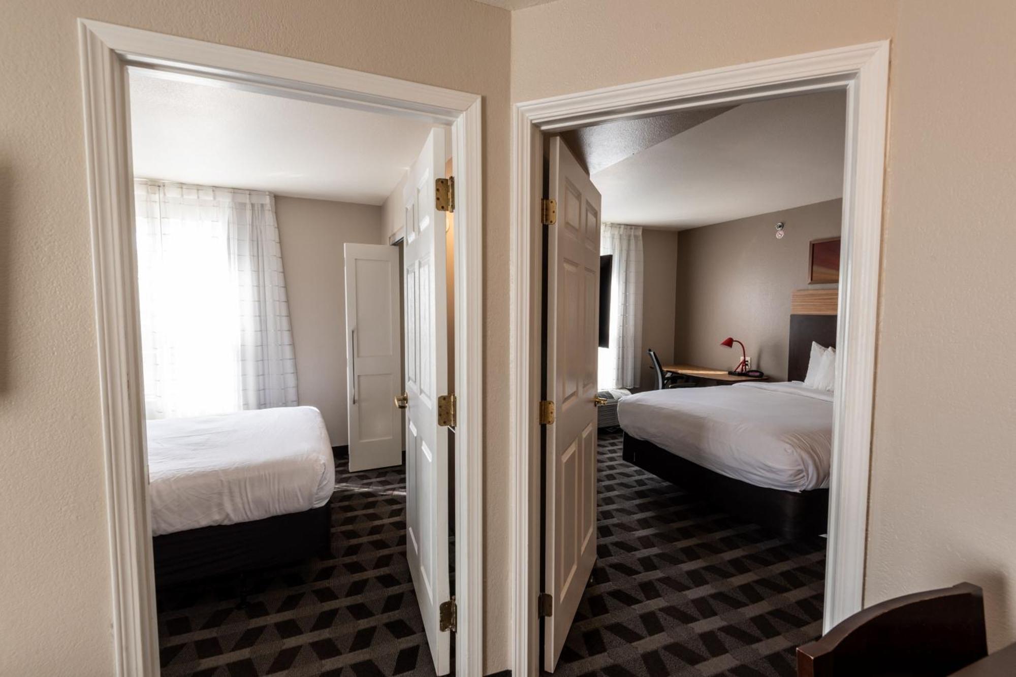 Towneplace Columbus Airport 3*